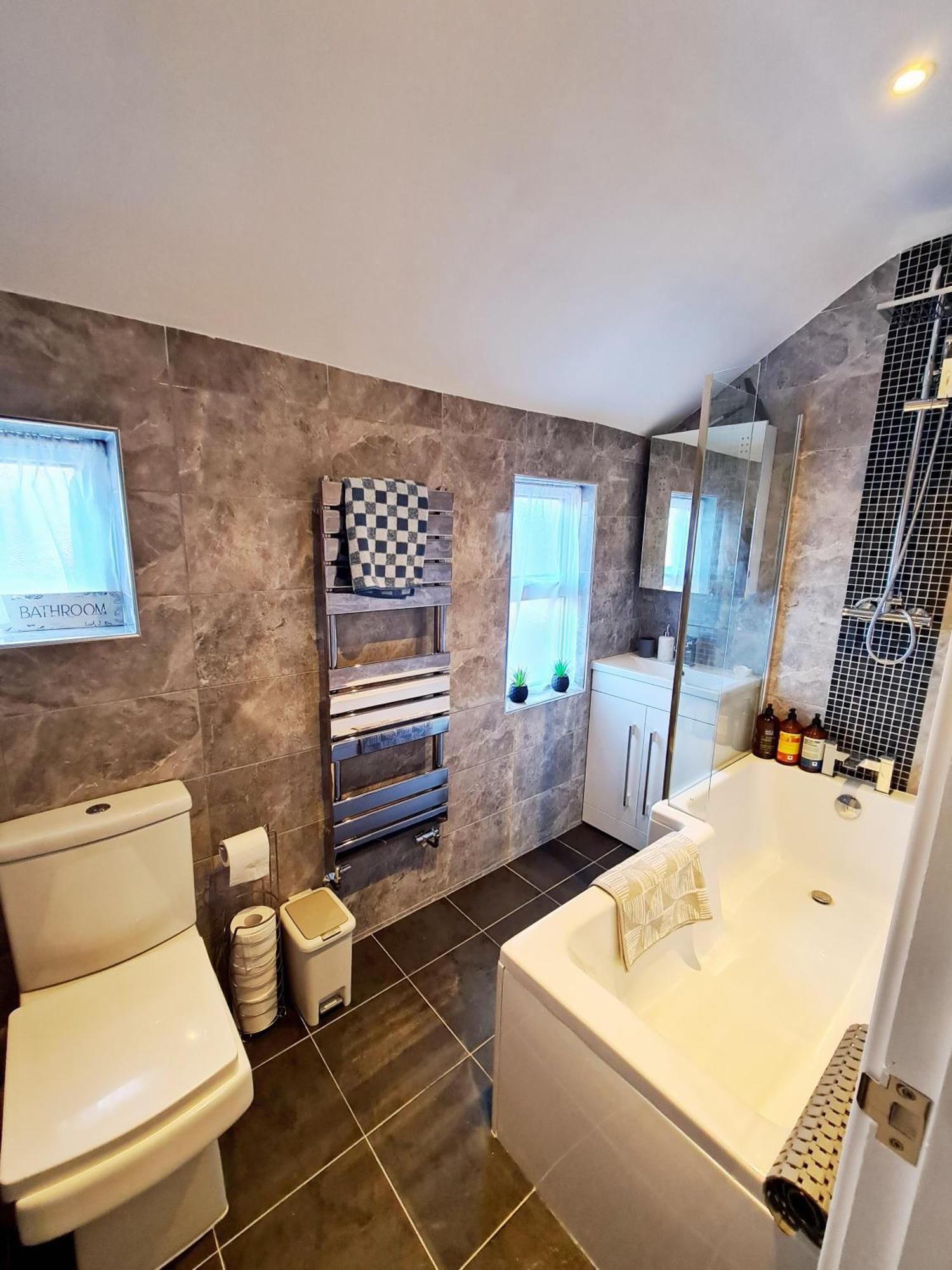 Love Lane Villa Lincoln Exterior foto